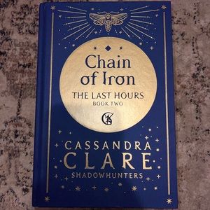 Illumicrate Chain of Iron special edition